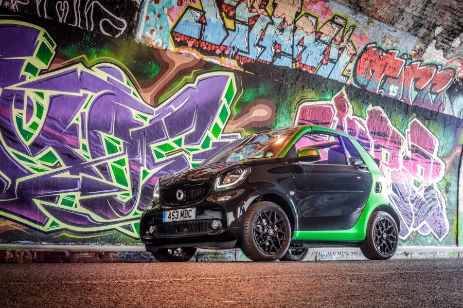  Smart ForTwo Prime Electric Drive Cabrio (A453) 2017 года  (UK) (фото 34 из 35)